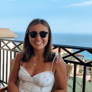 Meet your Posher, Geena